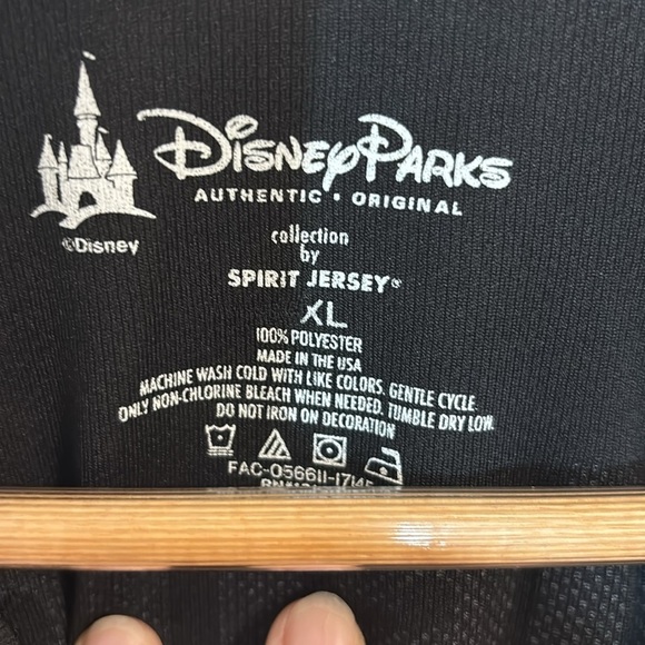 Vintage Disney Parks Spirit Jersey, red black, XL - Picture 4 of 9